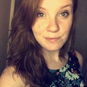 Meet your Posher, Carly